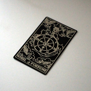 Carta del Tarot de Metal - Rueda de la Fortuna