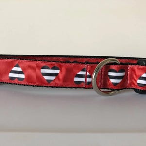 Striped Heart 1 inch Dog Collar