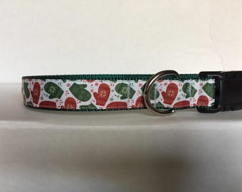 Holiday Mittens 1 inch Dog Collar