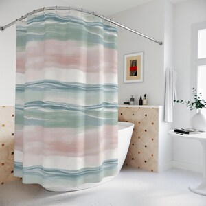 Tenda da doccia in poliestere Serene Waves: arredamento moderno per il bagno in stile costiero