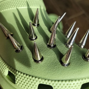 Silver Metal Spike Croc Charms: Punk Gothic Shoe Decoration