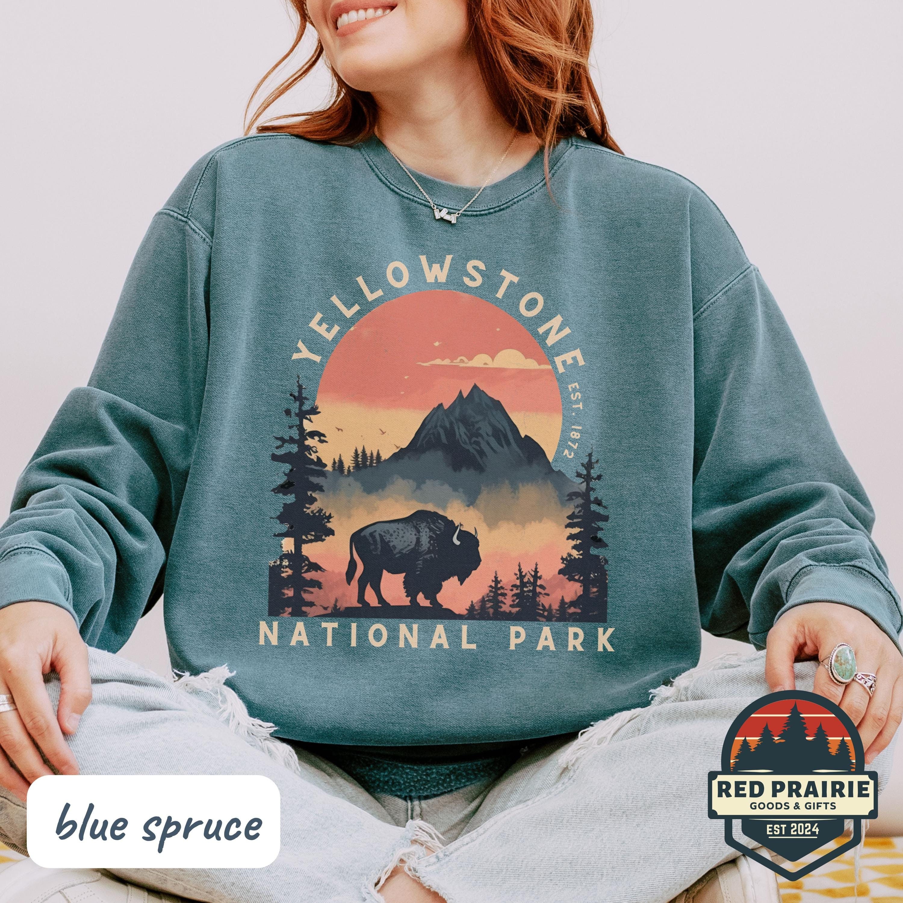 Yellowstone National Park Sweatshirt Comfort Colors Granola Girl Retro US National Park Sweater Traveler Gift Wyoming Shirt Park Ranger Tee