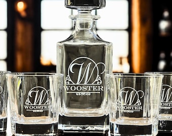 Personalized Whiskey Decanter Set, Engraved Decanter with Glasses, Custom Monogram Bourbon Gift for Men, Groomsmen, Retirement Gift