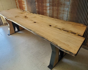 Table de dalle de bois personnalisée, grande table de conférence naturelle faite main, table de forme organique pour la maison ou le bureau