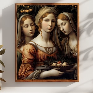 Könnte beinhalten: Ein Gemälde mit drei Frauen, zwei mit dem Kopf zur Seite gewandt und eine, die den Betrachter direkt ansieht. Die Frau in der Mitte hält einen Korb mit Früchten. Das Gemälde ist im Renaissance-Stil gehalten.