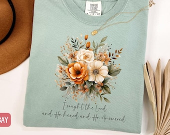 Boho Floral Christian T-Shirt, Comfort Colors 'I Sought the Lord' Tee