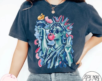 Statue of Liberty Bubble Gum Shirt, Funny 4th of July Tee, Retro Patriotic Graphic, Summer Women Outfit, Cute USA Gift