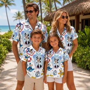 Cruise Squad Hawaiiaans familieshirt, Mickey en vrienden cruise naar Hawaï, overhemd met knoopsluiting voor een cruise, zomershirt, vakantieshirt