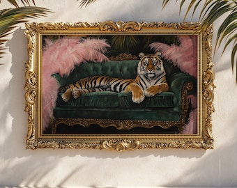 Cuadro de tigre sobre sofá de terciopelo verde: Impresión decorativa exótica y audaz