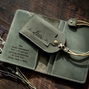Engraved passport holder & luggage tag set - leather set 3rd anniversary gift monogram wallet, gift for mom dad, gift for grandma from kids