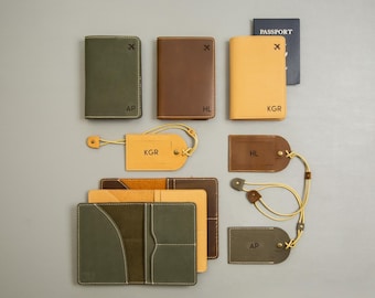 Engraved Leather Passport Cover & Luggage Tag Set - Personalized Plane Graphic Travel Gift, Honeymoon Anniversary Wedding Present for Couple