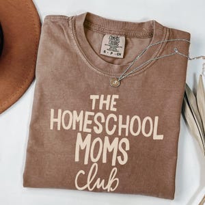 Maglietta carina del Homeschooling Moms Club, maglietta per l&#39;homeschooling, regali per l&#39;homeschooling, regalo per chi fa homeschooling, maglietta per mamme che fanno homeschooling