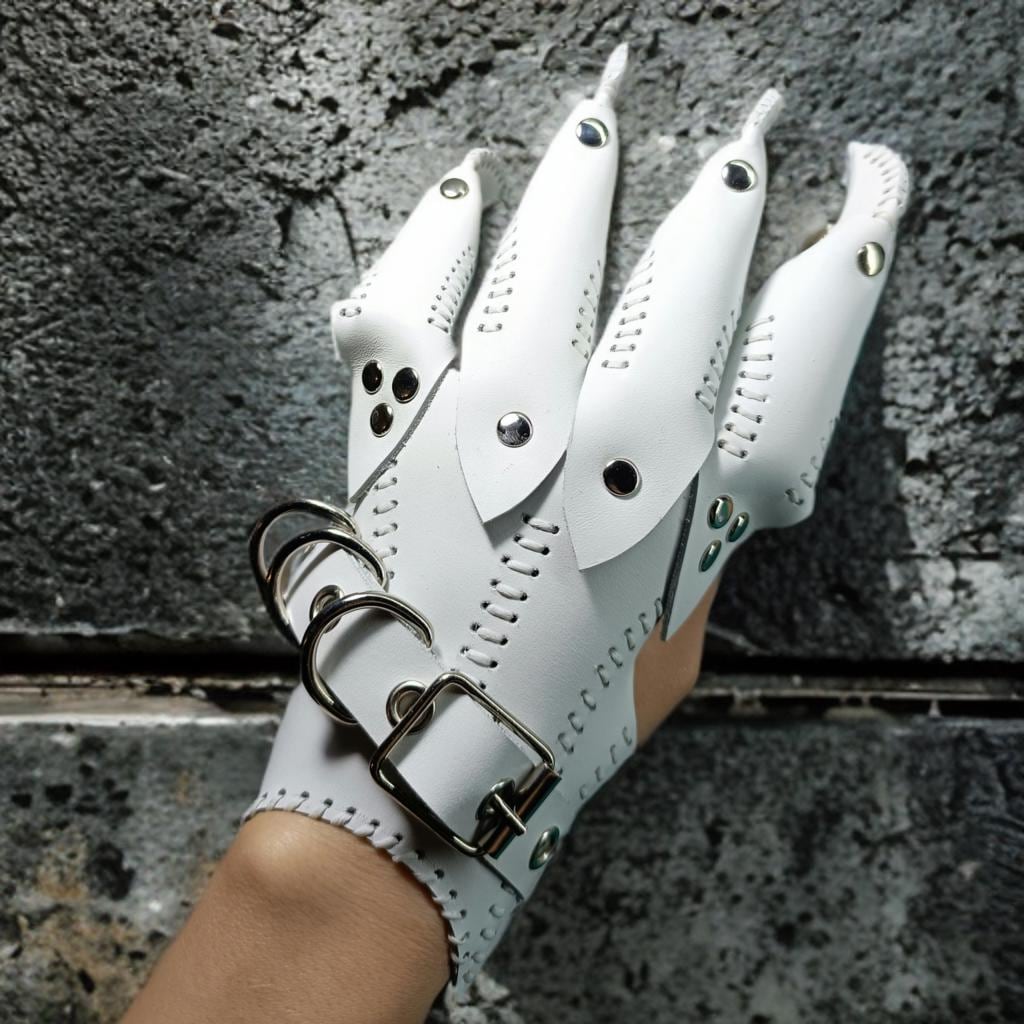 Handcrafted Leather claws, Gauntlets, steampunk, dragon, Ren Faire, Costume Gloves, Monster LARP Armor, Fantasy, Cosplay, Leather armor