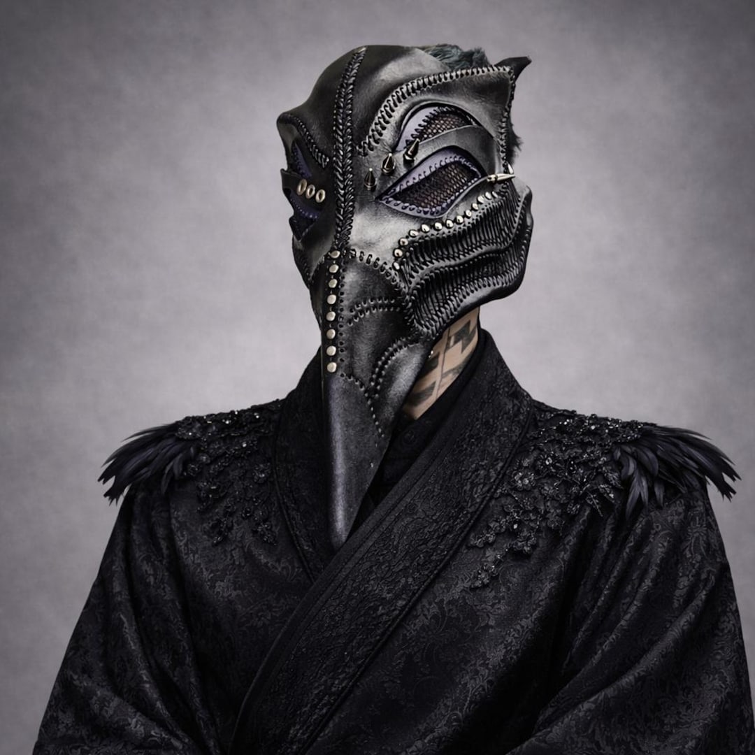 Handcrafted Leather Crow Mask, Ren Faire Crow Costume, Post Apocalyptic ...
