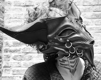 Handcrafted leather fennec fox mask with detachable muzzle, Ren faire, steampunk, LARP, fox cosplay, post-apocalyptic fennec fox, pet play