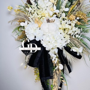 Fall Wreath Black and White fall decor Pumpkin decor Fall Porch decor Thanksgiving wreath Outdoor wreath Autumn wreath Made to Order