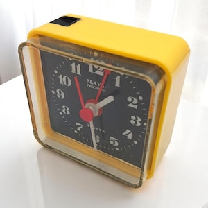 Old Vintage Yellow Alarm Clock 80s Travel Alarm Clock Morning Alarm Clock