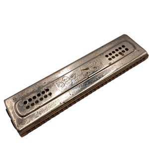 ホーナー社　ハーモニカ　Echo phone Amazon.com: Hohner 1493/32 C Echo Harmonica : Everything Else