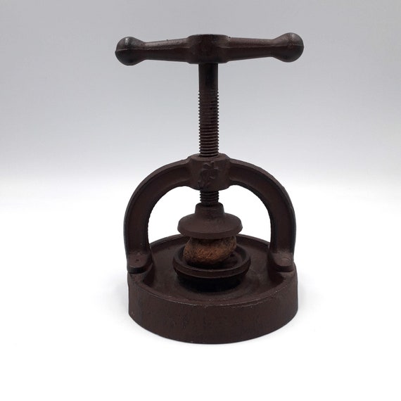Fichier 3D gratuit casse noix ( Nutcracker )-Objet pour impression 3D à téléchar