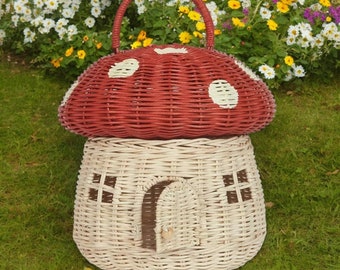 Basket Bag Rattan Mushroom Pinecone Handmade Storage Wicker Kids Handbag Straw Bags  Box Picnic Basket Hand Woven Storage Baskets