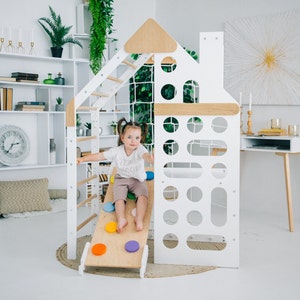 Nursery Mobile Toddler Climbing Gym with Rock Climbing Ramp