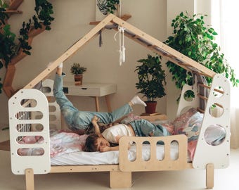 Huisbed, peuterbed, binnenspeelbed, Montessori vloerbed, klimrek, binnenspeelhuisje, Montessori bed, Kids Spot bed