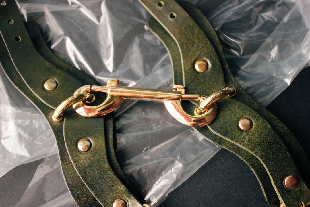 Custom BDSM Handcuffs and Ankle Cuffs Leather Green Cuffs Leather ...