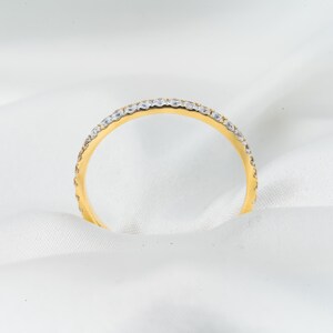 Anello dell'eternità 585 - Anello dell'eternità Capri in oro giallo 14 carati - Anello in vero oro con pietre di zirconia cubica - regalo di Natale perfetto per le donne immagine 3