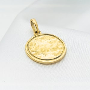 Gelbgold Anhänger Schmuck Goldschmuck 14 karat
zeitlose Eleganz Echtgold Accessoire
Goldanhänger