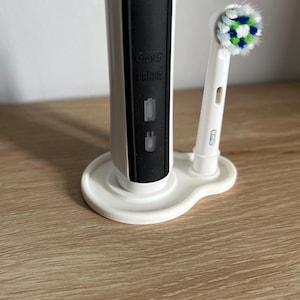 Oral-B Zahnbürstenhalter mit Zahnbürstenkopf Haltern, Zahnbürsten Organizer, Badezimmer Organizer, Badezimmer Reinigung, Zahnbürsten Hygiene