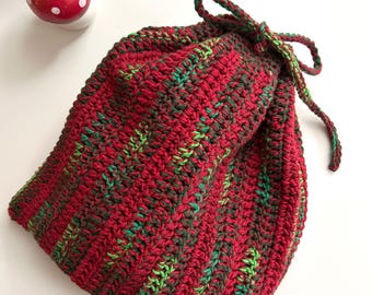 Crochet Christmas Gift Bag Pattern – Reusable Eco Friendly PDF