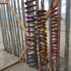 Susy&#39;s Wind Spinner - Crochet Pattern