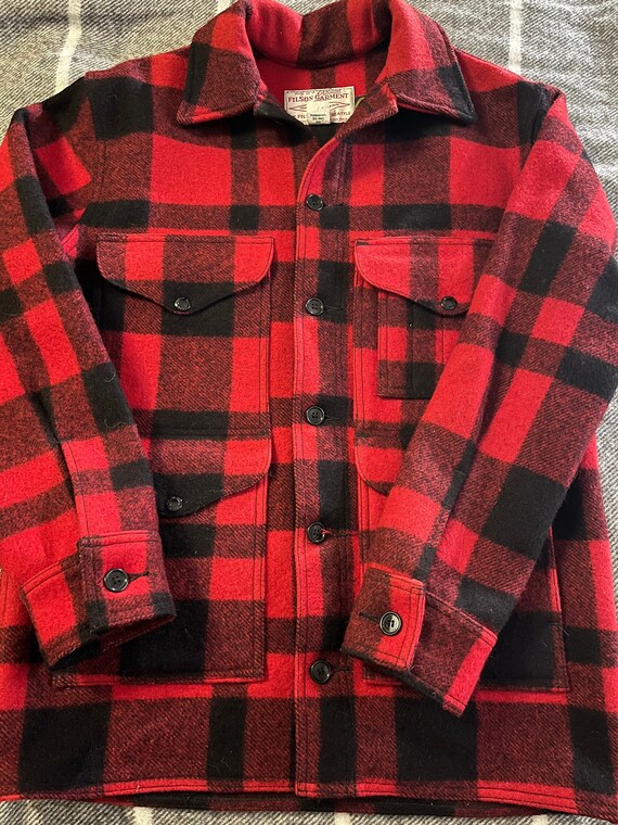 Vintage 1980’s Filson Mackinaw Wool Hunting Jacket