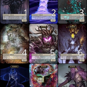 Op de afbeelding: Negen kleurrijke creatuurtokens met het woord "MORPH" in een zwarte doos bovenaan elke kaart. Elke kaart heeft een ander creatuurbeeld en de tekst "Creatuurtoken" en "Een kaart met morph kan op elk moment met zijn morph-kosten worden omgedraaid. 2/2".