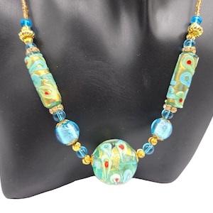 Vintage Italian Venetian Murano foil glass lampwork beaded necklace blues