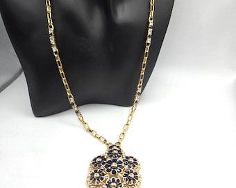 JBK JACQUELINE KENNEDY Grand Tour Necklace Signed on Pendant/Pin and Chain Blue