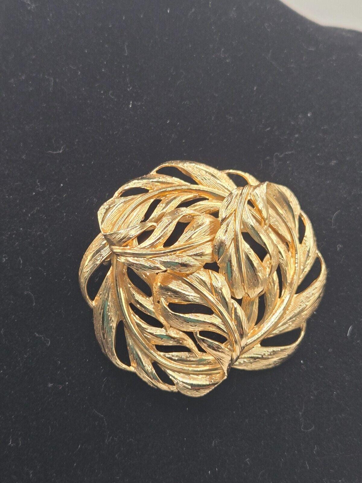 Vintage GROSSÉ (Dior) Gold-Plated Leaf Brooch, Germany 1965 - Etsy