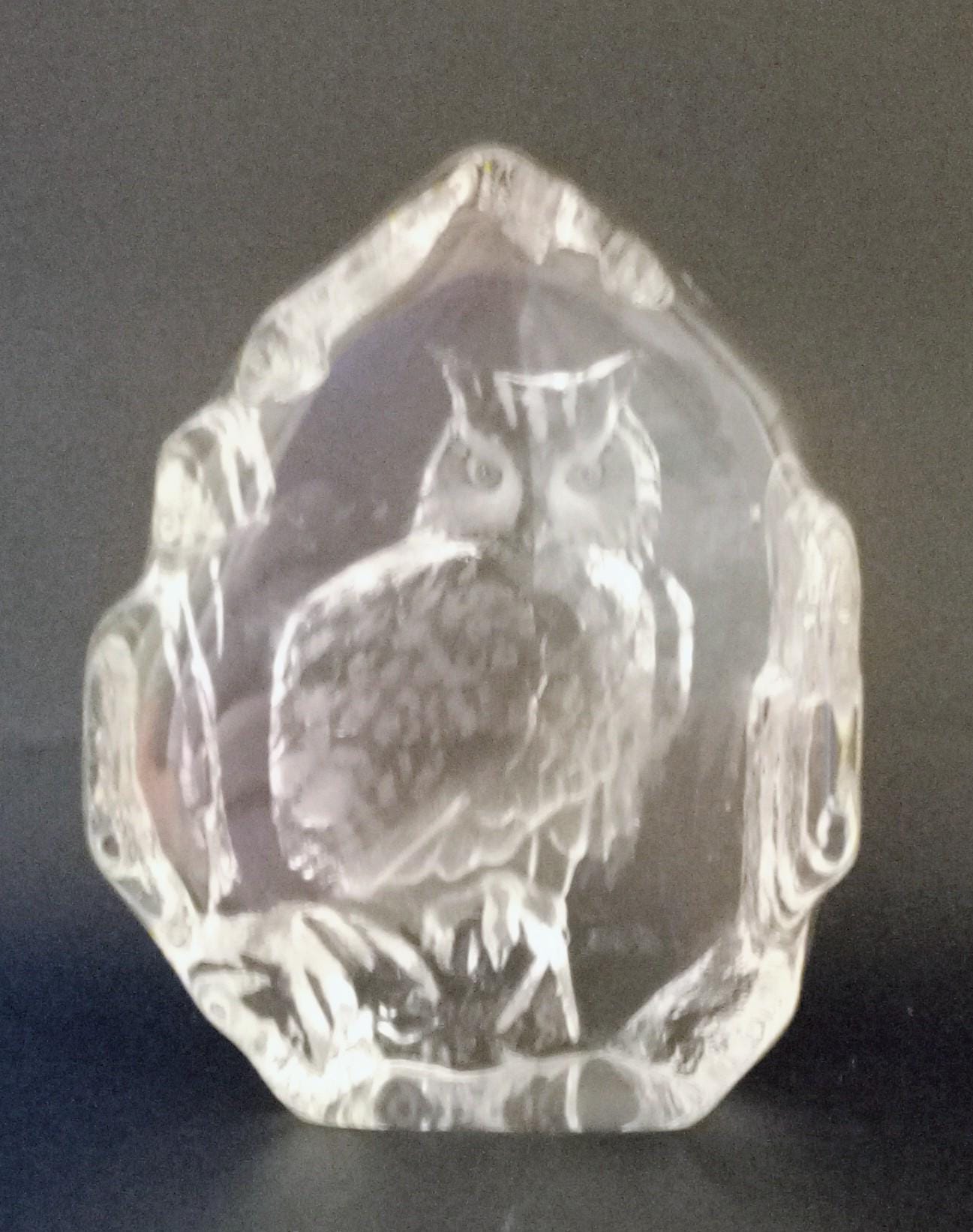 Vintage Swedish Glass Owl paperweight/ornament - Unmarked