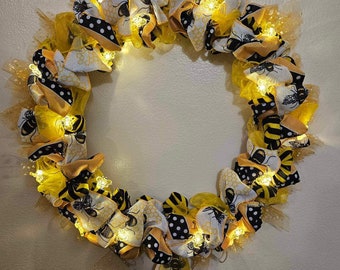 Bumblebee wreath