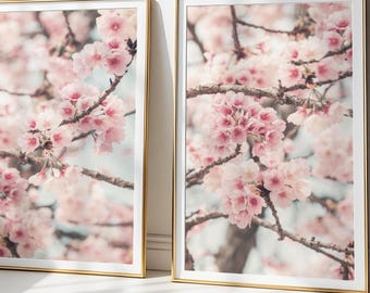 桜の壁掛けアート、桜のプリント2枚セット、春の雰囲気ポスター、淡いピンクの花咲く枝、すぐにダウンロードできる写真