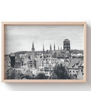 Stampa del paesaggio urbano di Danzica: architettura polacca in bianco e nero (download digitale)