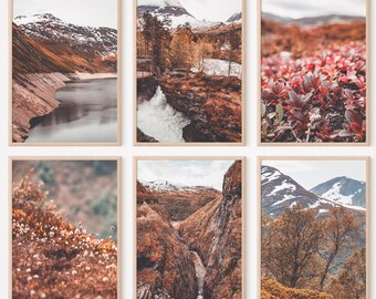 Set van 6 prints met een Scandinavisch herfstlandschap, rustieke printbare wanddecoratie met berglandschap en natuurmotief.