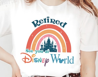 Disney Emerytura Emerytowany Zobaczymy się w Disney World Koszulka, T-shirt imprezowy, Komfortowa kolorowa koszulka, Prezent urodzinowy T-shirt Disneyland Rodzinna wycieczka wakacyjna