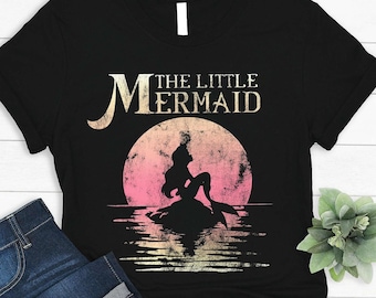 Retro Disney The Little Mermaid Shirt, Disney Ariel Rock Moon Silhouette T-Shirt, Unisex Geburtstags-T-Shirt, Disney Outfit, Disney Family Trip