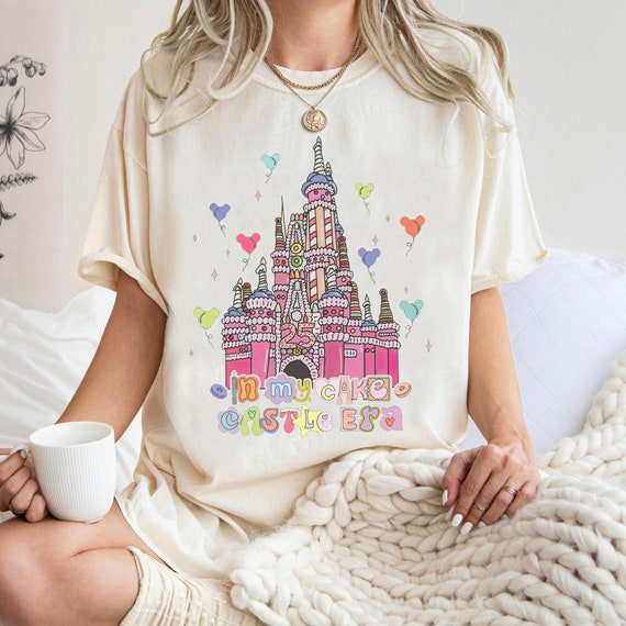Disney Shirts For Women Vieawfi Magic Kingdom Shirts For Women Floral Magical Castle Graphic Cute Tshirt Flower Family Holiday Vacation Trip Tee Tops(White,S Disney Tshirt