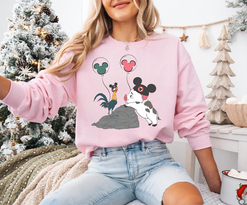 Pua And Hei Hei Family Shirt, Mickey Ears Balloon Graphic, Disneyland Trip Outfit, Moana Theme Park Tee, Disney Vacation Squad Apparel image 4