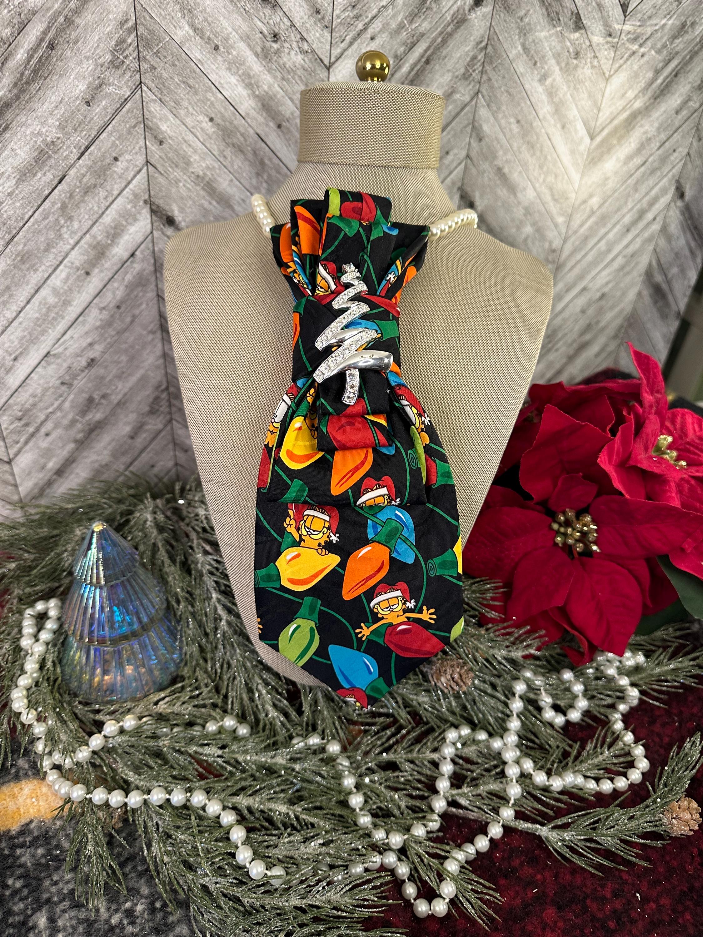 garfield christmas tie