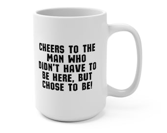 Taza de café de 15 oz de Cheers to Stepdad, Día del padre, Regalo del día del padre, Regalo para padrastro, Regalo de hijastra, Hijastra, Hijastros, Niños