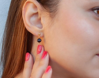 Small black pearl earrings 18K Gold Plated, Dainty black pearl stud earrings, Minimalist jewelry, Real pearl earrings, Bridesmaid Gift