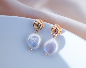 Baroque pearl drop earrings, Dainty pearl earrings with coin baroque pearls, Bridal pearl earrings, Wedding jewelry, Bridesmaid Gift for Her